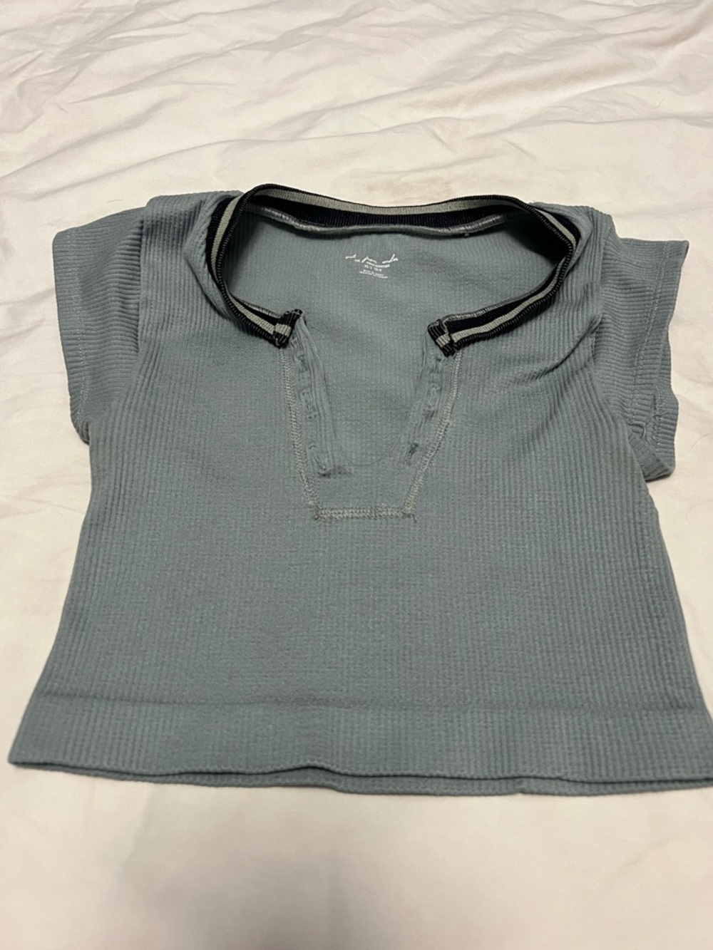 Women’s Out from Under Slate Blue Cap Sleeve V-Neck Crop Top Size XS/S